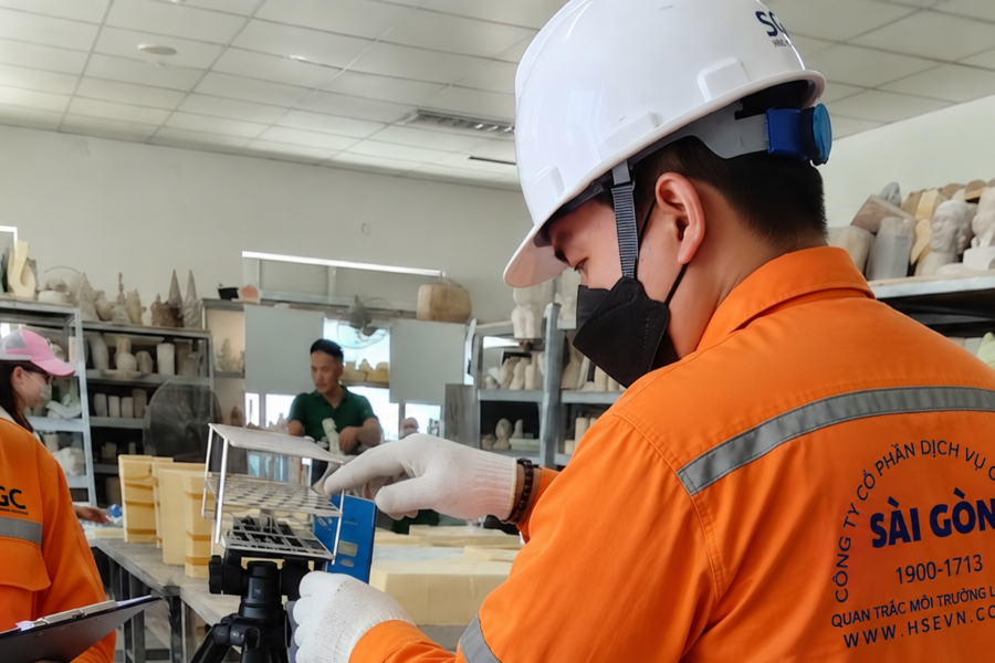 QUAN TRẮC MÔI TRƯỜNG LAO ĐỘNG BAO GỒM NHỮNG YẾU TỐ NÀO?